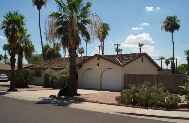 2202 S Kachina Dr. - 2202 South Kachina Drive, Tempe, AZ 85282