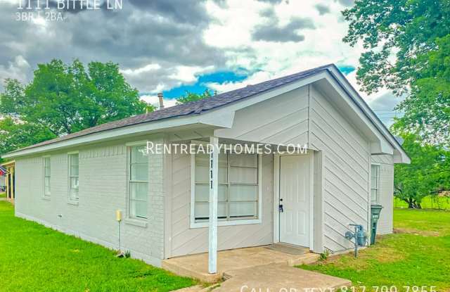 1111 Bittle Lane photos photos