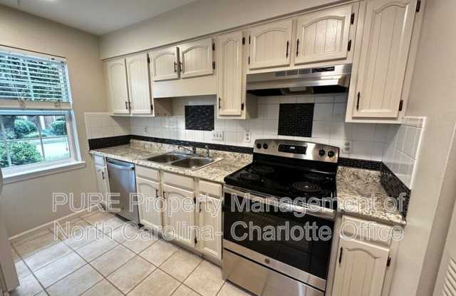 11020 Hunter Trail Ln photos photos