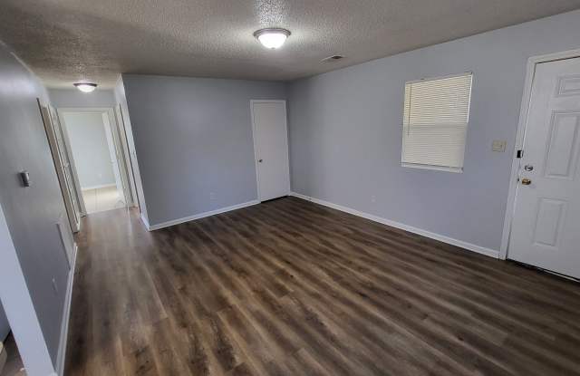 6149 Commodore Drive Gallery 4