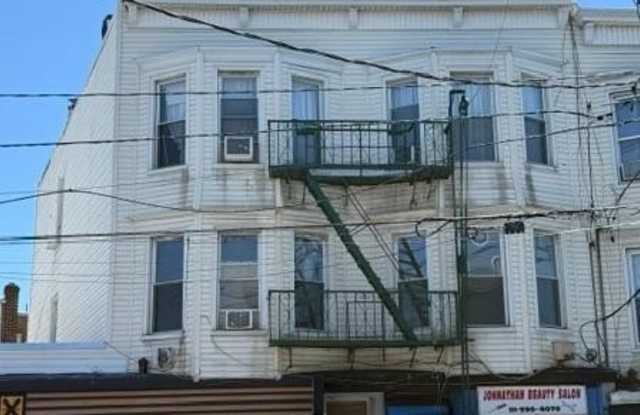 6112 KENNEDY BLVD photos photos