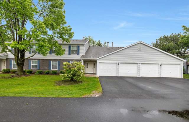 690 THORNTREE Court photos photos