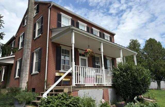 309-A HAGER Road Gallery 1