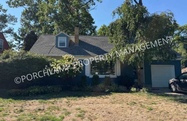 2621 Coit Avenue Northeast photos photos
