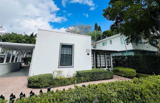 1407 SE 2nd St photos photos