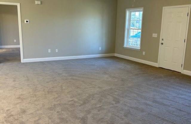 1012 Lakeview Acres Gallery 4