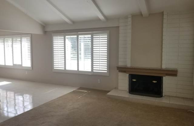 3709 S SeaCliff Gallery 4