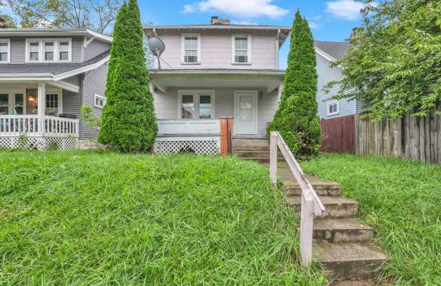 Freshly Updated 2 Bedroom Single-Family Home Gallery 4
