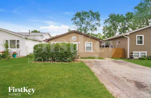 1409 Chestnut Drive - 1409 Chestnut Drive, Round Lake Beach, IL 60073