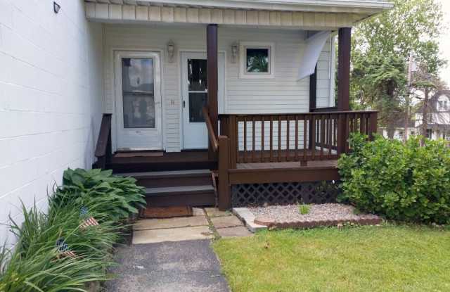 871 Ridge Rd (Upper) - 871 Ridge Road, Wayne County, NY 14519