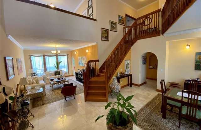 10747 Northwest 70th Terrace Gallery 2