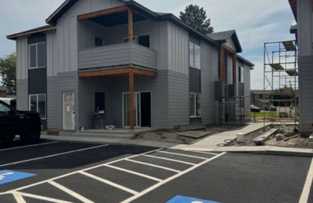 Pheasant Rd. photos photos