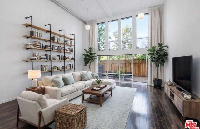 4215 Glencoe Ave unit: 130 photos photos