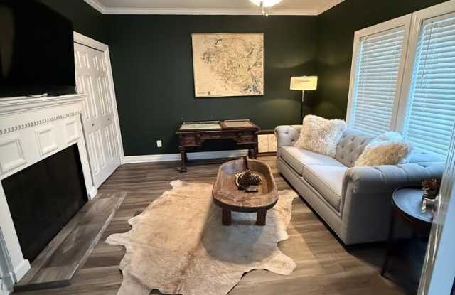 45 Lafayette Place Gallery 2