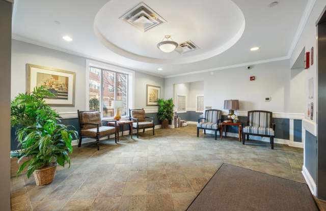 9360 Skokie Boulevard Gallery 3