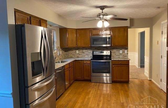 6263 Crooked Creek Drive Gallery 3