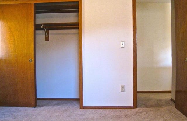 Adeline Apartments Gallery 3