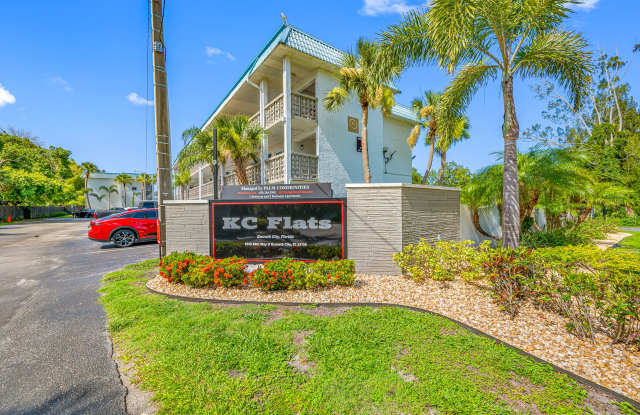 Spacious 1 Bed-1Bath Apartment Newly Renovated with a Pool! photos photos