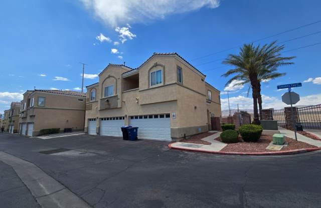 A Fabulous 3 Bedroom Townhouse close to NAFB and the VA Hospital photos photos