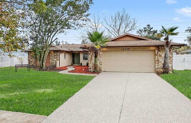 6135 HARDROCK CIRCLE photos photos