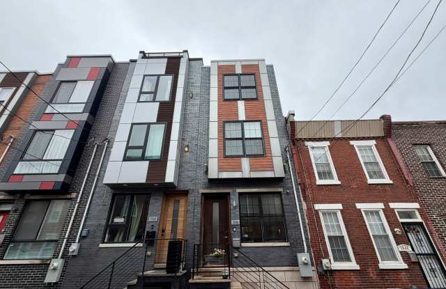 Stunning 4-Bed/3-Bath Home in South Philadelphia. Available First Week of December! Gallery 1