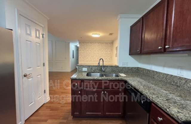 3900 Riverlook Parkway SE photos photos