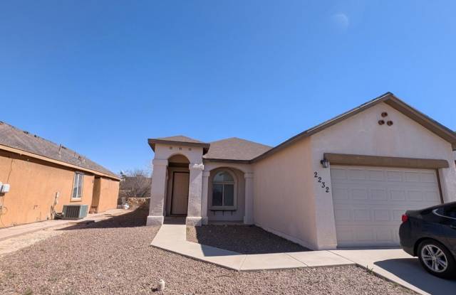 2232 HONOUR POINT Place photos photos