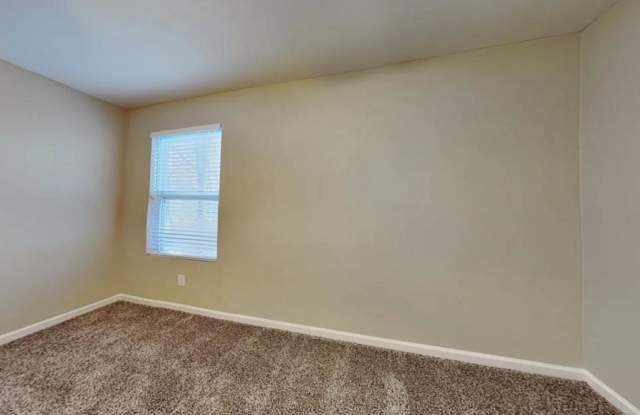 102 Creek Crossing Lane photos photos