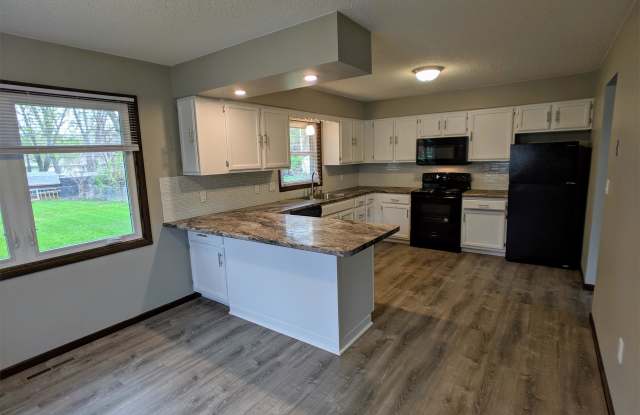1718 Gateway photos photos