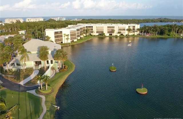 221 NE Plantation Road unit: 215 photos photos