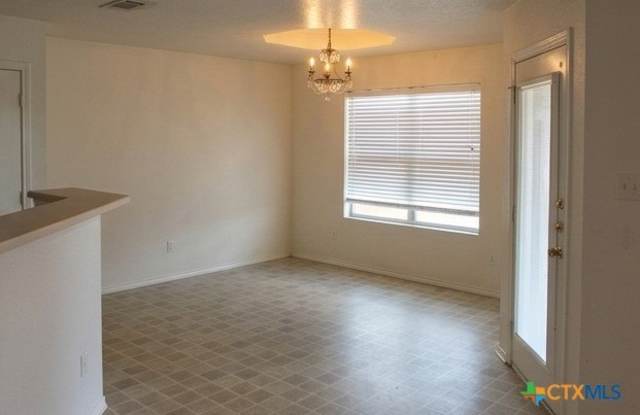 3909 Deputy Drive Gallery 4