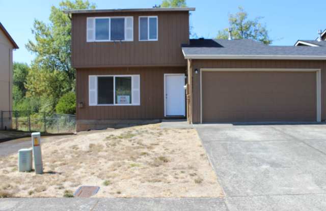 3 bedroom, 2 1/2 bath home in quiet Scappoose neighborhood near parks photos photos