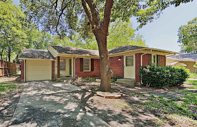 444 Kirkwood Drive Gallery 2