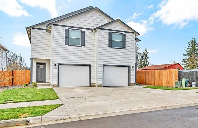 1152 S 43rd Place photos photos