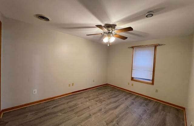 1 NEW JERSEY AVE photos photos