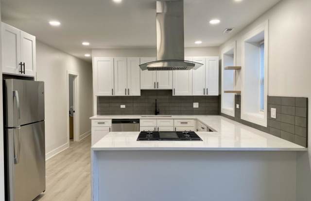 1034 West Belmont Ave. photos photos