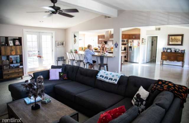 255 Camellia Lane Gallery 3