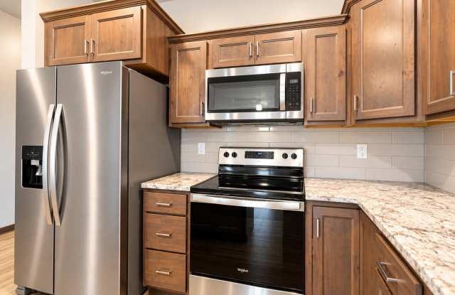 Modern 3-Bedroom Townhome with 2-Stall Garage in West Sioux Falls Gallery 4
