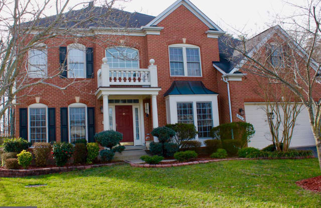 8598 CROSSPOINTE GLEN COURT - 8598 Crosspointe Glen Court, Laurel Hill, VA 22079