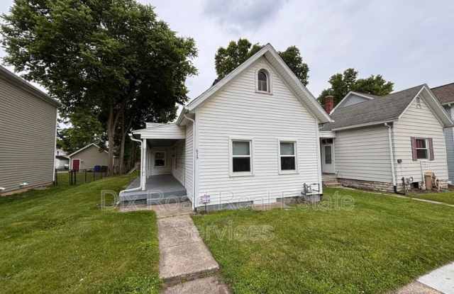 829 Steele Avenue photos photos