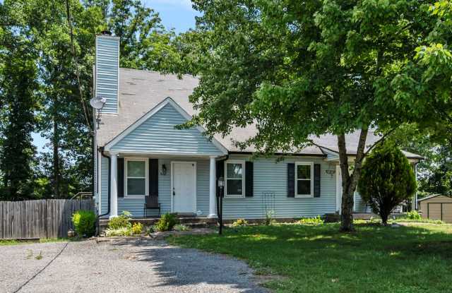 3 beds 2 bath in Hermitage - 528 Debbie Drive, Nashville, TN 37076 3 beds 2 bath in Hermitage - 528 Debbie Drive, Nashville, TN 37076