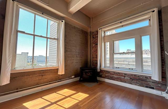 Perkins Building One Bedroom w/ Dedicated Parking! photos photos