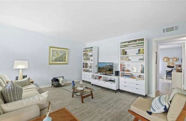 3695 Linden Ave Unit 7C photos photos