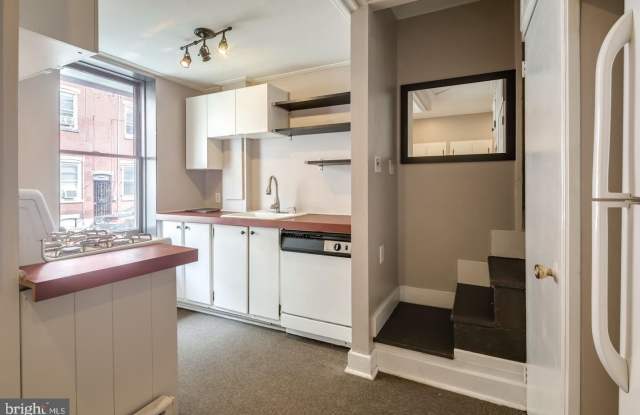 2553 SALMON STREET photos photos
