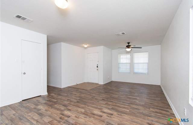 9007 Sandyford Court Gallery 3