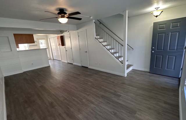 2 bedroom townhome photos photos