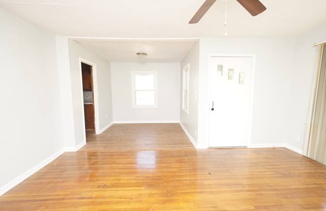 4227 49th Avenue North Birmingham, AL 35217 Gallery 2