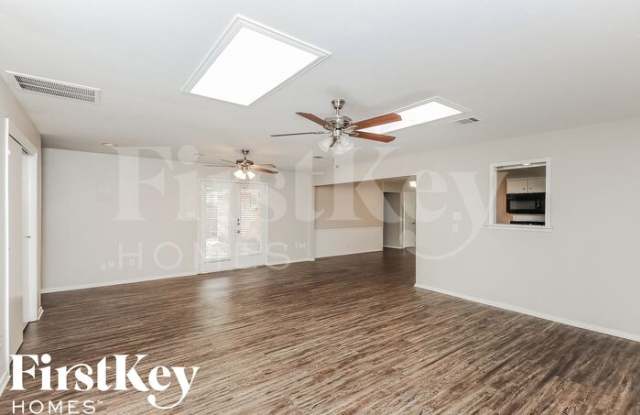 956 Dee Lane Gallery 3