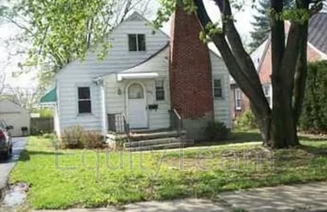 2826 W Hillcrest Ave - 2826 West Hillcrest Avenue, Dayton, OH 45406