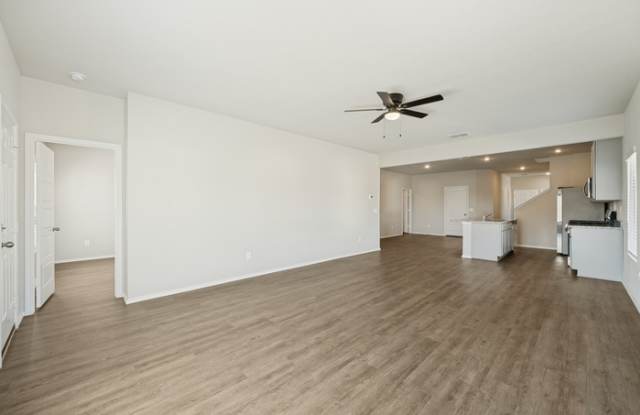 2074 Palmer PL Gallery 3